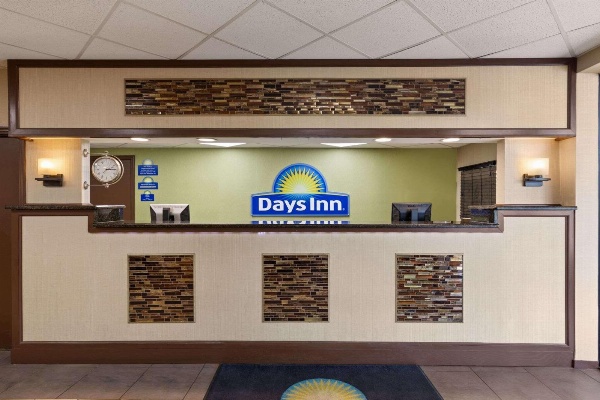 Days Inn by Wyndham Knoxville East Main image